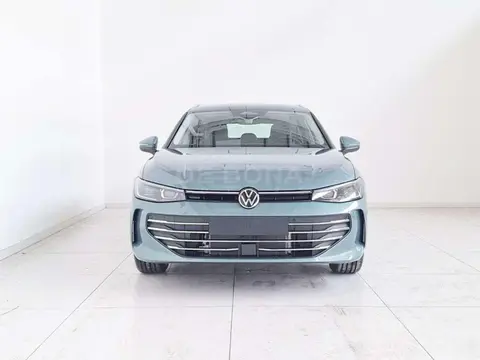 Used VOLKSWAGEN PASSAT Hybrid 2024 Ad 