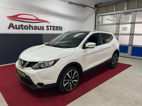 Used NISSAN QASHQAI Petrol 2016 Ad Germany