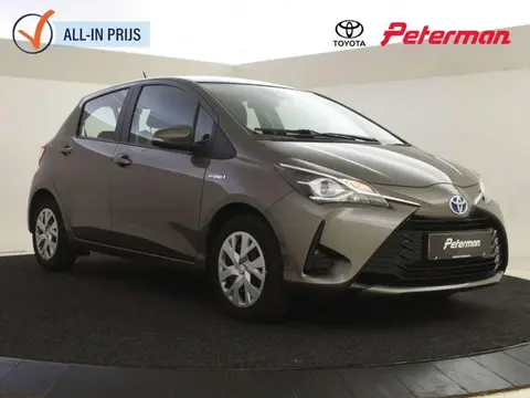 Used TOYOTA YARIS Hybrid 2017 Ad 