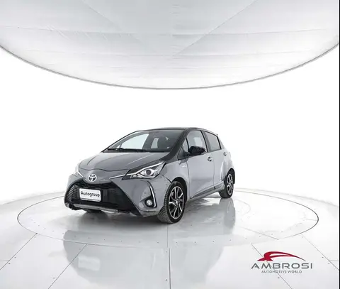 Used TOYOTA YARIS Hybrid 2018 Ad 