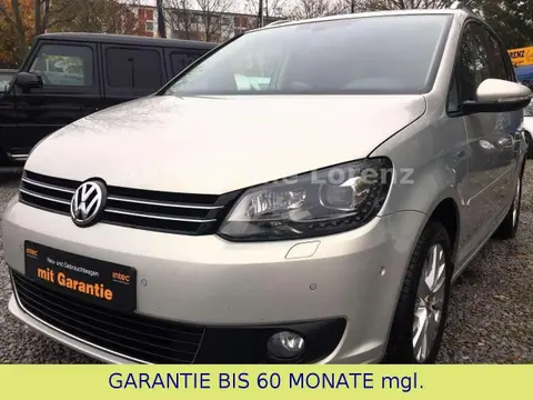 Used VOLKSWAGEN TOURAN Petrol 2014 Ad 