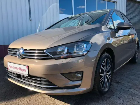 Used VOLKSWAGEN GOLF Petrol 2017 Ad 