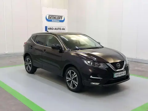 Used NISSAN QASHQAI Petrol 2018 Ad Germany