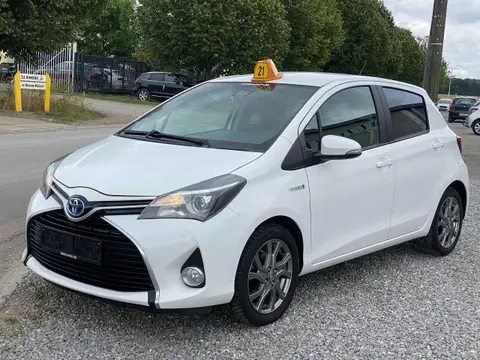 Used TOYOTA YARIS Hybrid 2016 Ad 