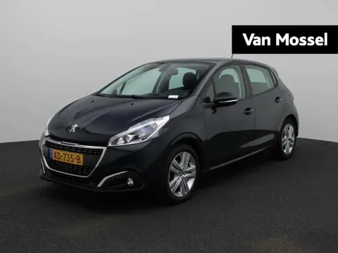 Used PEUGEOT 208 Petrol 2018 Ad 