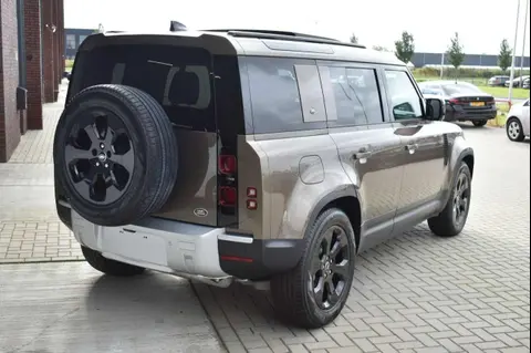 Used LAND ROVER DEFENDER Hybrid 2024 Ad 