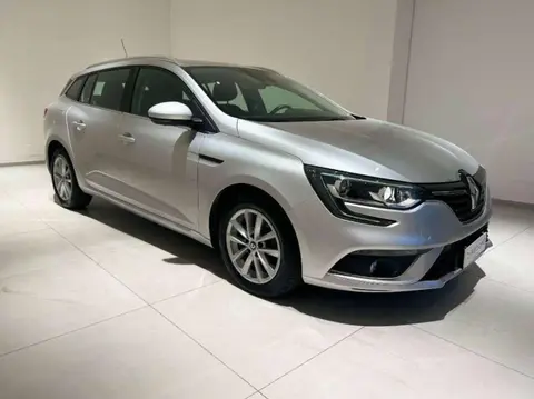 Used RENAULT MEGANE Diesel 2019 Ad 