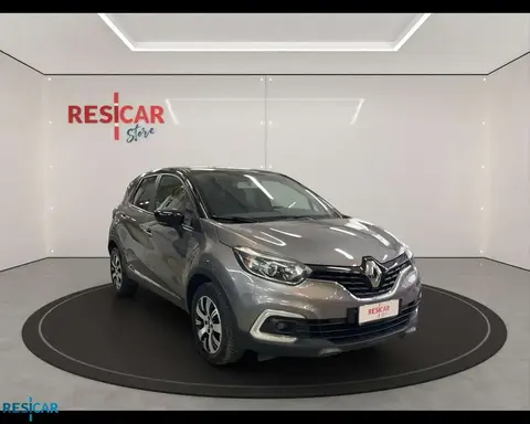 Used RENAULT CAPTUR Diesel 2019 Ad 