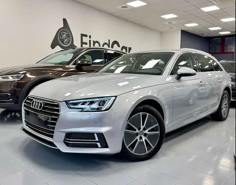 Used AUDI A4  2019 Ad 