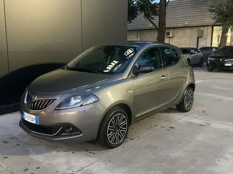 Used LANCIA YPSILON Hybrid 2023 Ad 