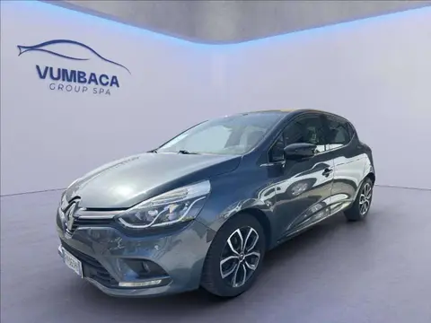 Used RENAULT CLIO Diesel 2017 Ad 