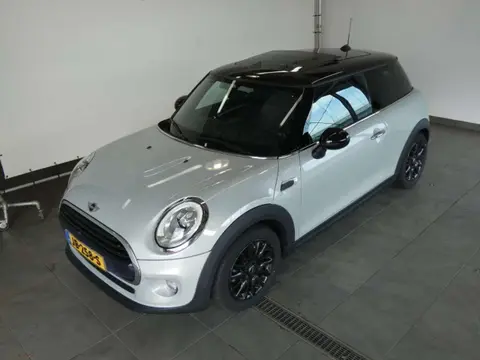 Used MINI COOPER Petrol 2016 Ad 