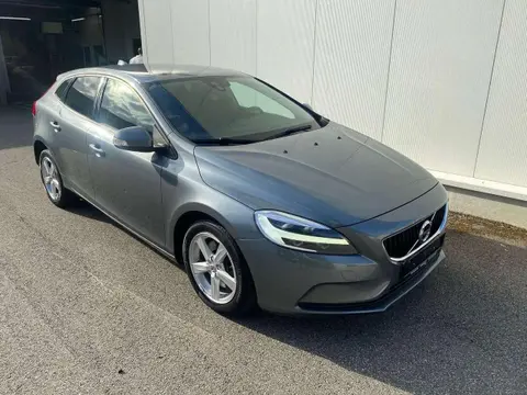 Annonce VOLVO V40 Essence 2018 d'occasion 