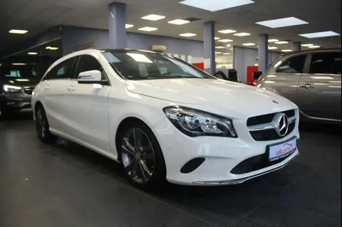 Used MERCEDES-BENZ CLASSE CLA Petrol 2017 Ad 