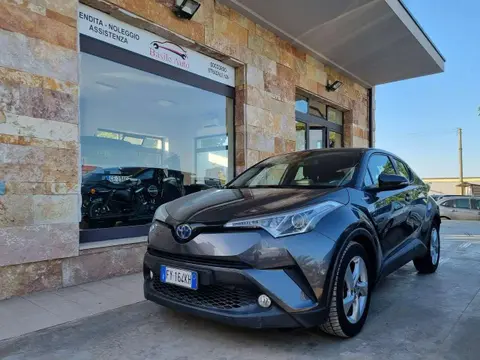 Annonce TOYOTA C-HR Hybride 2019 d'occasion 