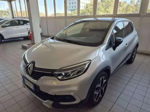 Used RENAULT CAPTUR Petrol 2019 Ad 