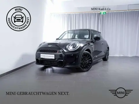 Used MINI COOPER Petrol 2022 Ad Germany