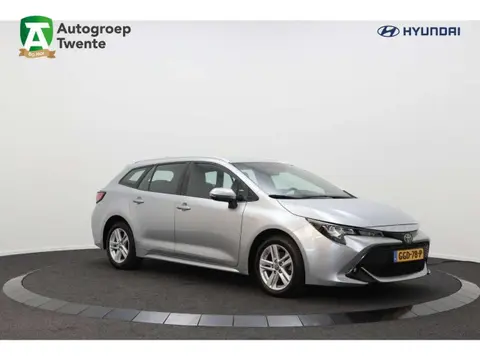 Used TOYOTA COROLLA Hybrid 2022 Ad 