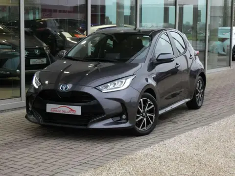 Used TOYOTA YARIS Hybrid 2021 Ad 