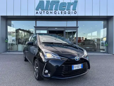 Used TOYOTA YARIS Hybrid 2018 Ad 