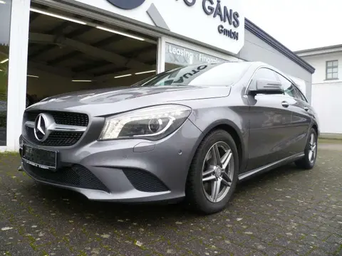 Used MERCEDES-BENZ CLASSE CLA Petrol 2016 Ad 