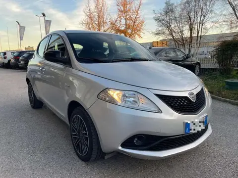 Annonce LANCIA YPSILON Hybride 2021 d'occasion 