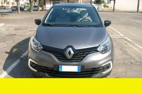 Used RENAULT CAPTUR Diesel 2019 Ad 