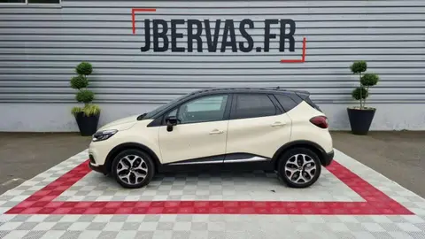 Used RENAULT CAPTUR Diesel 2019 Ad 