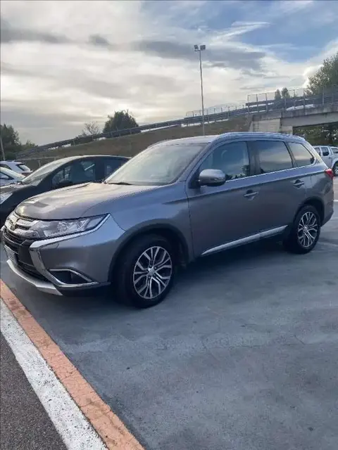 Used MITSUBISHI OUTLANDER Diesel 2019 Ad 