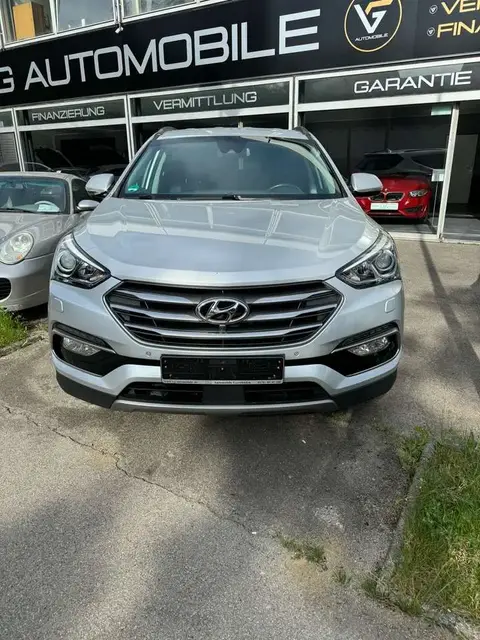 Used HYUNDAI SANTA FE Diesel 2017 Ad 