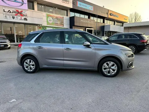 Annonce CITROEN C4 Diesel 2018 d'occasion 