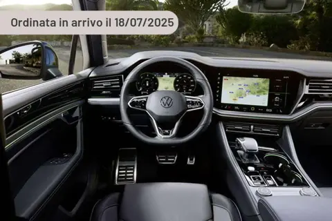 Used VOLKSWAGEN TOUAREG Hybrid 2024 Ad 