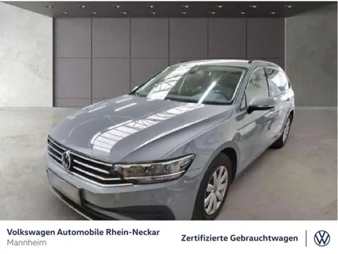 Used VOLKSWAGEN PASSAT Petrol 2022 Ad 