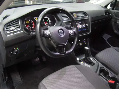 Used VOLKSWAGEN TIGUAN Petrol 2020 Ad Belgium