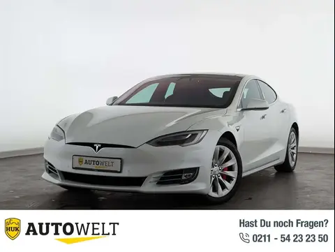 Used TESLA MODEL S Electric 2019 Ad 