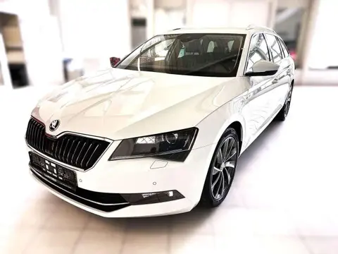 Used SKODA SUPERB Petrol 2017 Ad 