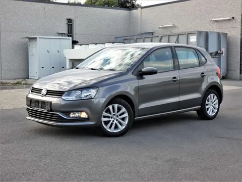 Used VOLKSWAGEN POLO Petrol 2017 Ad Belgium