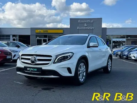 Annonce MERCEDES-BENZ CLASSE GLA Essence 2016 d'occasion Allemagne