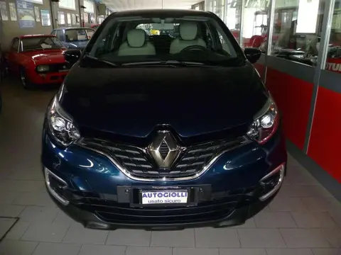 Used RENAULT CAPTUR Petrol 2018 Ad 