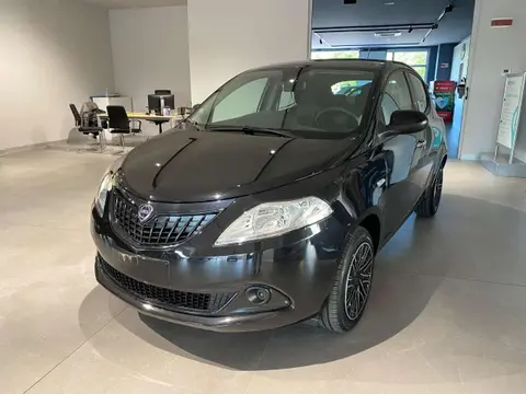 Used LANCIA YPSILON Hybrid 2023 Ad 