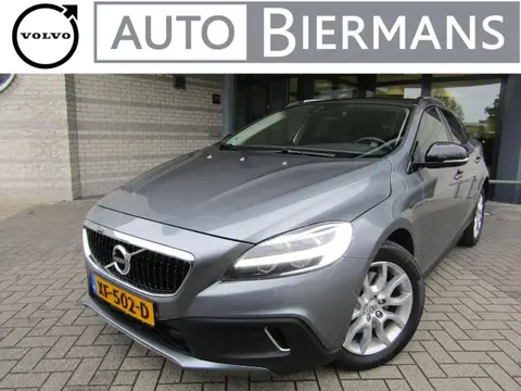 Used VOLVO V40 Petrol 2018 Ad 