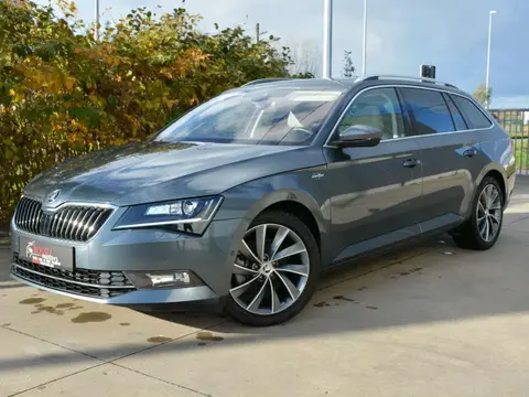 Annonce SKODA SUPERB Essence 2019 d'occasion 