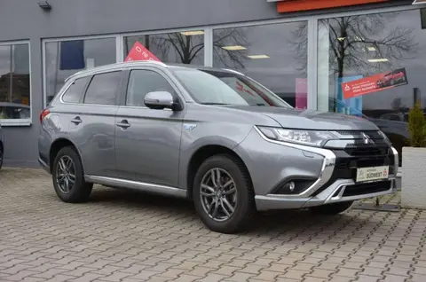 Used MITSUBISHI OUTLANDER Hybrid 2020 Ad 