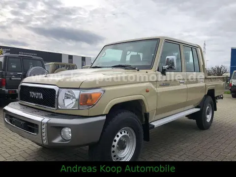 Annonce TOYOTA LAND CRUISER Essence 2024 d'occasion 