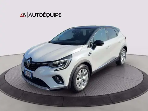 Used RENAULT CAPTUR Hybrid 2021 Ad 