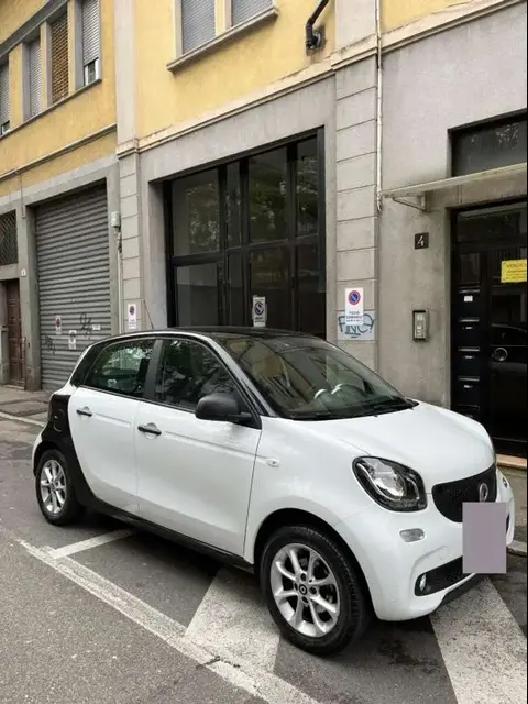 Annonce SMART FORFOUR Essence 2018 d'occasion 