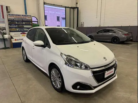 Used PEUGEOT 208 Petrol 2017 Ad 