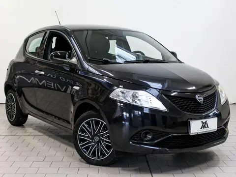 Annonce LANCIA YPSILON Essence 2018 d'occasion 