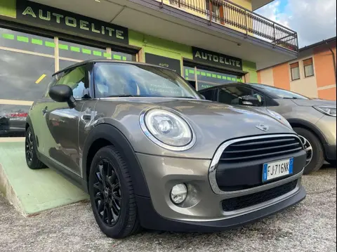 Annonce MINI ONE Diesel 2017 d'occasion 