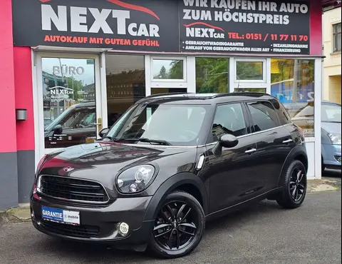 Used MINI ONE Petrol 2015 Ad 